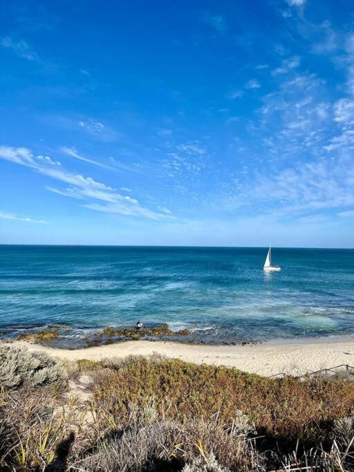 Dolce Vista - North Beach Coastal Haven Villa Perth Exterior photo